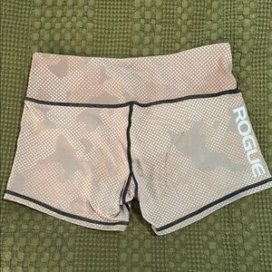 Rogue Women's Tan and White Shorts